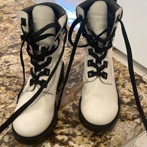 Kendall & Kylie combat style boots/shoes